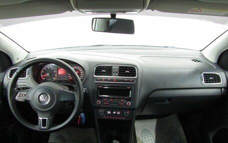 Volkswagen Polo VI (EU Market), 2011 год, 672 000 рублей, 17 фотография