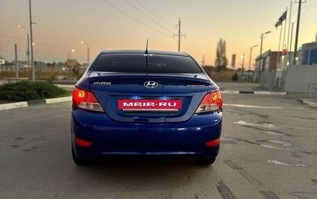 Hyundai Solaris II рестайлинг, 2011 год, 850 000 рублей, 2 фотография