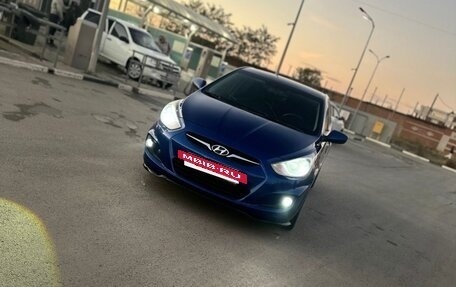 Hyundai Solaris II рестайлинг, 2011 год, 850 000 рублей, 7 фотография