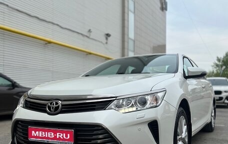 Toyota Camry, 2015 год, 2 300 000 рублей, 1 фотография