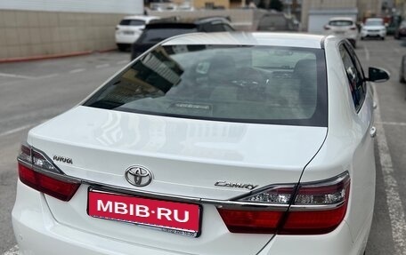 Toyota Camry, 2015 год, 2 300 000 рублей, 3 фотография