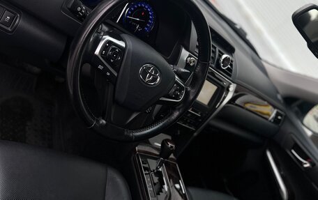 Toyota Camry, 2015 год, 2 300 000 рублей, 10 фотография