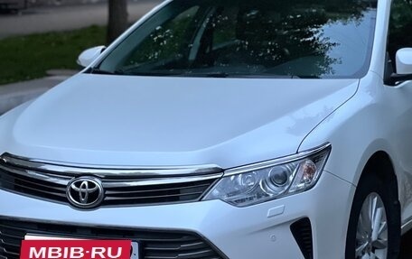 Toyota Camry, 2015 год, 2 300 000 рублей, 8 фотография