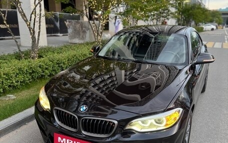 BMW 2 серия F22, 2014 год, 2 100 000 рублей, 17 фотография