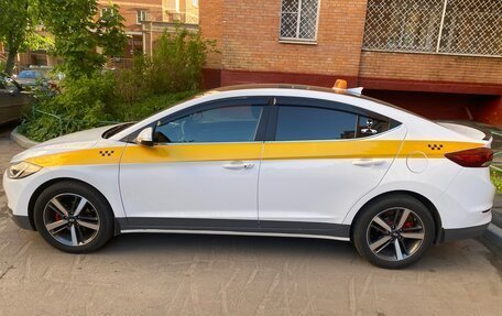 Hyundai Elantra VI рестайлинг, 2017 год, 1 950 000 рублей, 2 фотография