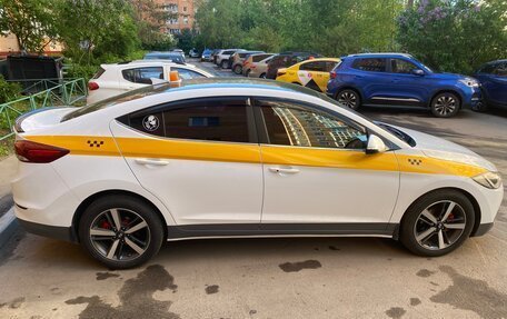 Hyundai Elantra VI рестайлинг, 2017 год, 1 950 000 рублей, 7 фотография