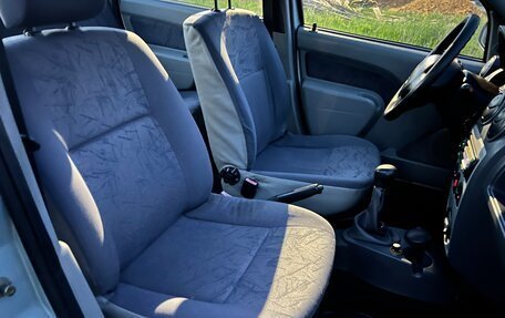 Renault Logan I, 2006 год, 335 000 рублей, 11 фотография