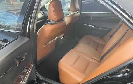 Toyota Camry, 2016 год, 1 900 000 рублей, 5 фотография