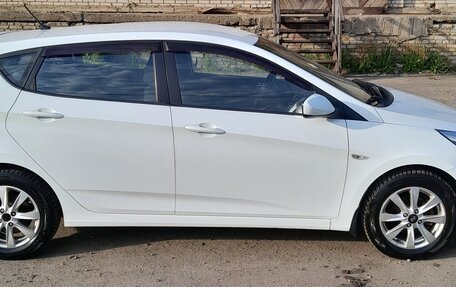 Hyundai Solaris II рестайлинг, 2014 год, 750 000 рублей, 10 фотография