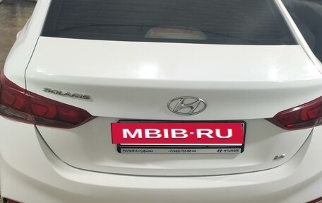 Hyundai Solaris II рестайлинг, 2019 год, 900 000 рублей, 2 фотография