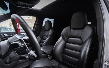Porsche Cayenne III, 2010 год, 2 590 000 рублей, 11 фотография