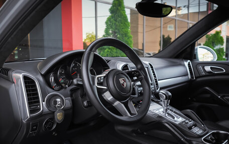 Porsche Cayenne III, 2010 год, 2 590 000 рублей, 12 фотография