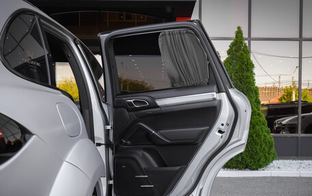 Porsche Cayenne III, 2010 год, 2 590 000 рублей, 30 фотография