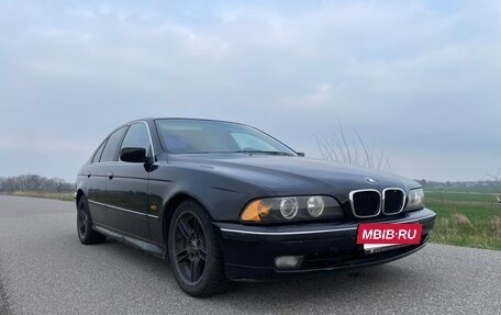BMW 5 серия, 1997 год, 530 000 рублей, 3 фотография