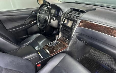 Toyota Camry, 2017 год, 1 850 000 рублей, 11 фотография