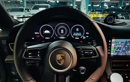 Porsche Taycan I, 2022 год, 14 763 885 рублей, 9 фотография