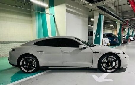 Porsche Taycan I, 2022 год, 14 763 885 рублей, 6 фотография