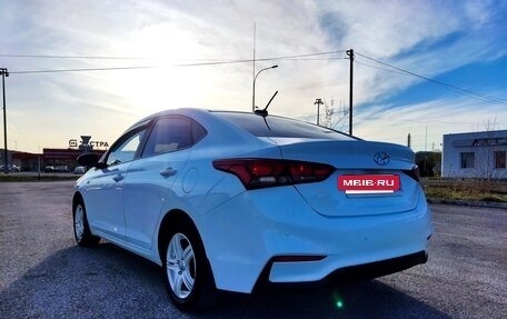 Hyundai Solaris II рестайлинг, 2017 год, 895 000 рублей, 4 фотография