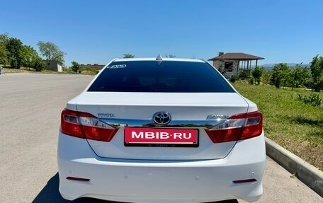 Toyota Camry, 2013 год, 1 900 000 рублей, 7 фотография