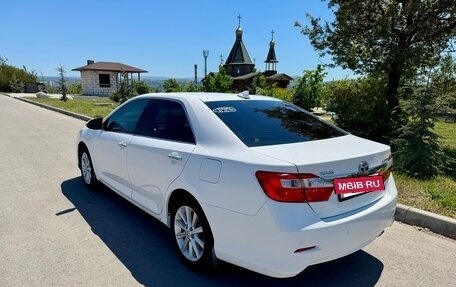 Toyota Camry, 2013 год, 1 900 000 рублей, 8 фотография