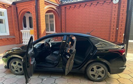Hyundai Solaris II рестайлинг, 2021 год, 2 050 000 рублей, 4 фотография