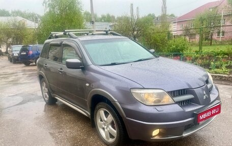 Mitsubishi Outlander III рестайлинг 3, 2006 год, 659 000 рублей, 1 фотография