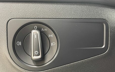 Volkswagen Tiguan II, 2021 год, 3 099 000 рублей, 18 фотография