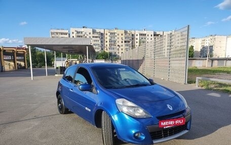 Renault Clio III, 2010 год, 485 000 рублей, 2 фотография