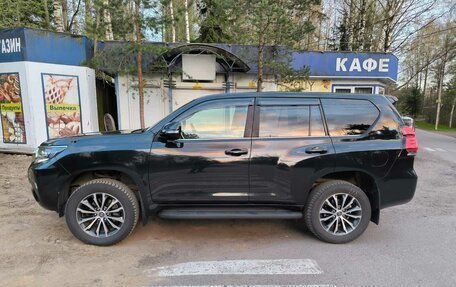 Toyota Land Cruiser Prado 150 рестайлинг 2, 2018 год, 3 950 000 рублей, 32 фотография