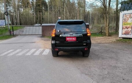 Toyota Land Cruiser Prado 150 рестайлинг 2, 2018 год, 3 950 000 рублей, 40 фотография