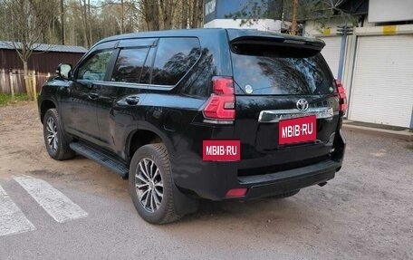 Toyota Land Cruiser Prado 150 рестайлинг 2, 2018 год, 3 950 000 рублей, 38 фотография