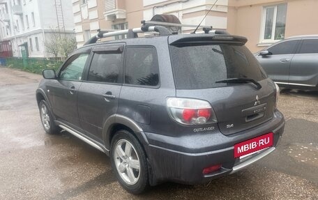 Mitsubishi Outlander III рестайлинг 3, 2006 год, 659 000 рублей, 4 фотография
