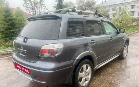 Mitsubishi Outlander III рестайлинг 3, 2006 год, 659 000 рублей, 6 фотография