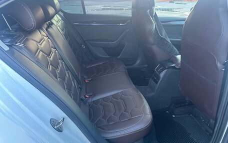 Skoda Octavia, 2019 год, 1 800 000 рублей, 8 фотография