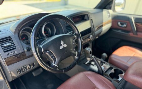 Mitsubishi Pajero IV, 2008 год, 2 550 000 рублей, 10 фотография