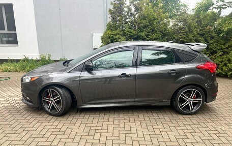Ford Focus ST III, 2017 год, 1 790 000 рублей, 19 фотография