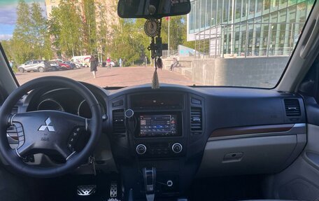 Mitsubishi Pajero IV, 2008 год, 1 550 000 рублей, 7 фотография