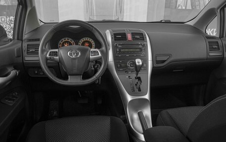 Toyota Auris II, 2010 год, 1 200 000 рублей, 6 фотография