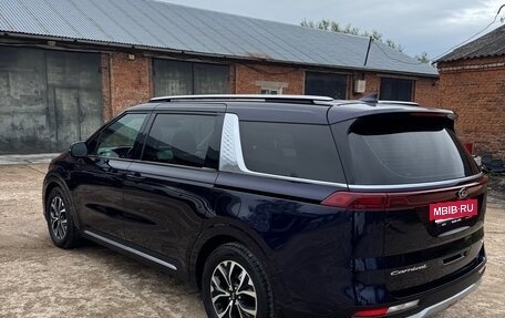 KIA Carnival, 2021 год, 4 500 000 рублей, 6 фотография
