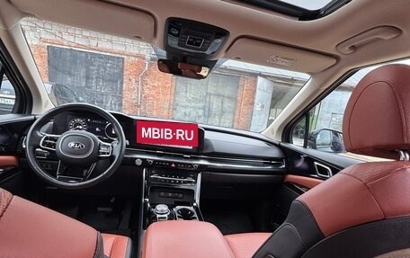 KIA Carnival, 2021 год, 4 500 000 рублей, 15 фотография