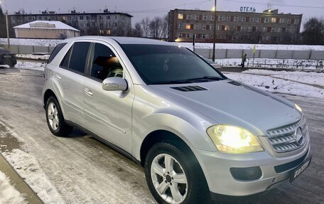 Mercedes-Benz M-Класс, 2005 год, 1 050 000 рублей, 2 фотография