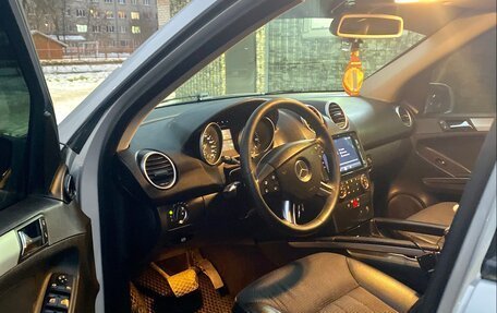 Mercedes-Benz M-Класс, 2005 год, 1 050 000 рублей, 3 фотография