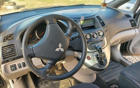 Mitsubishi Grandis, 2008 год, 655 000 рублей, 11 фотография