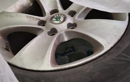 Skoda Yeti I рестайлинг, 2013 год, 980 000 рублей, 20 фотография