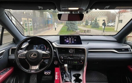 Lexus RX IV рестайлинг, 2016 год, 3 650 000 рублей, 7 фотография