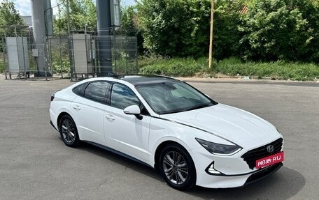 Hyundai Sonata VIII, 2021 год, 2 399 000 рублей, 3 фотография