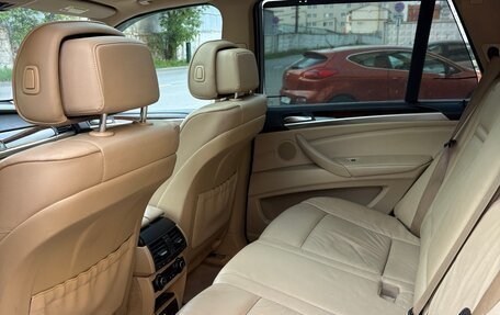 BMW X5, 2010 год, 1 335 000 рублей, 10 фотография