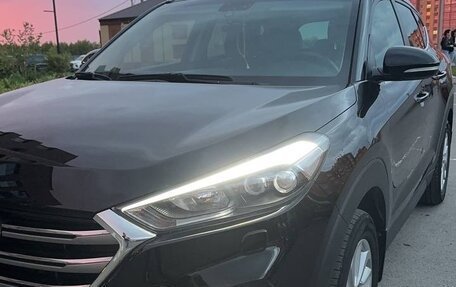 Hyundai Tucson III, 2017 год, 1 999 999 рублей, 16 фотография