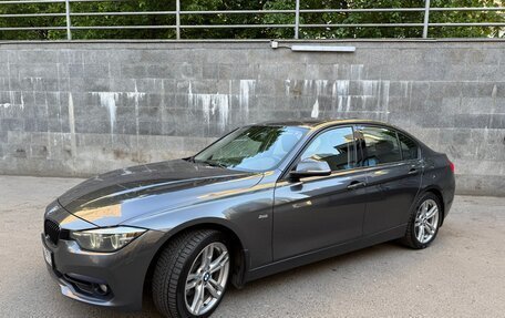 BMW 3 серия, 2017 год, 2 850 000 рублей, 3 фотография
