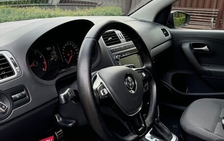 Volkswagen Polo VI (EU Market), 2016 год, 1 250 000 рублей, 18 фотография